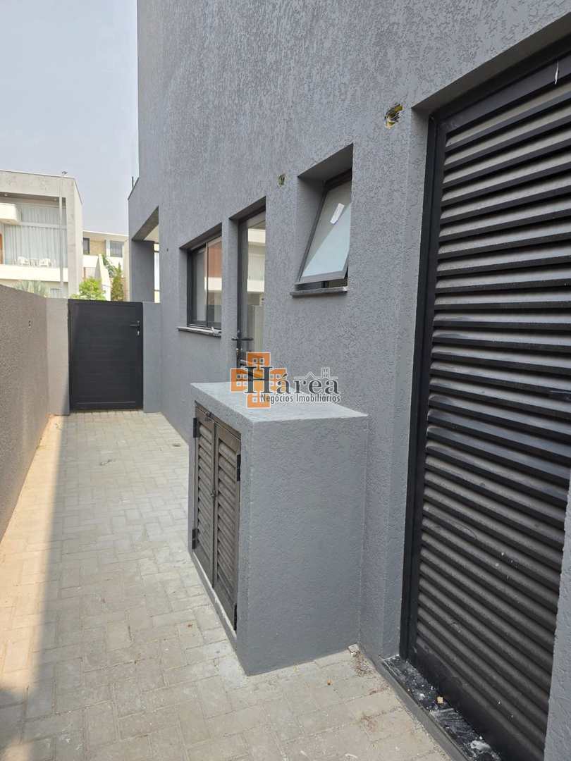 Sobrado à venda com 4 quartos, 360m² - Foto 55