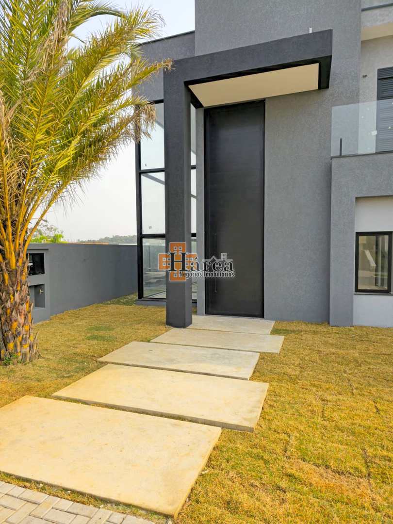 Sobrado à venda com 4 quartos, 360m² - Foto 4