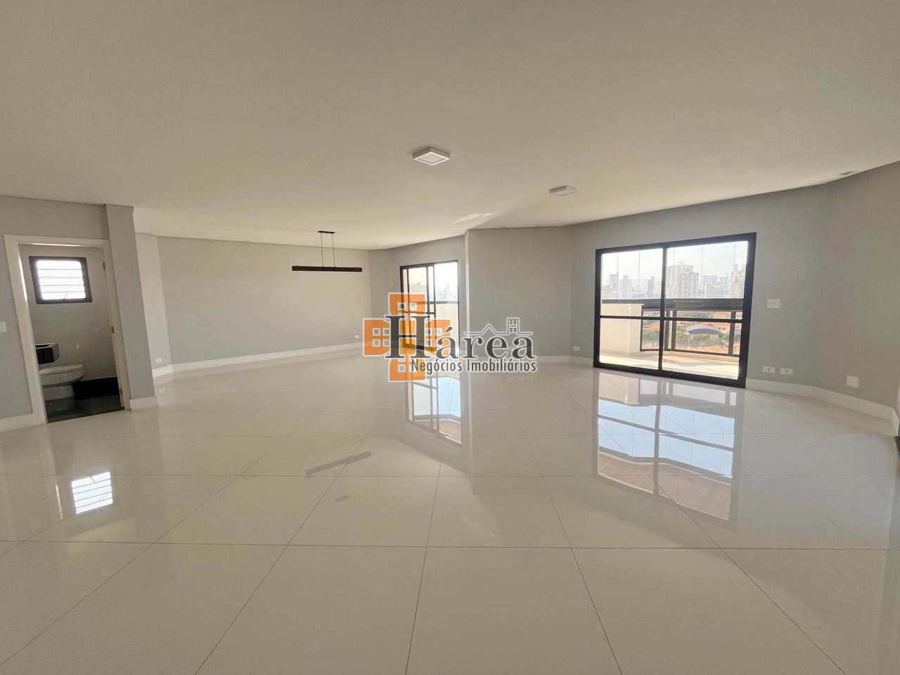 Apartamento à venda com 3 quartos, 316m² - Foto 3