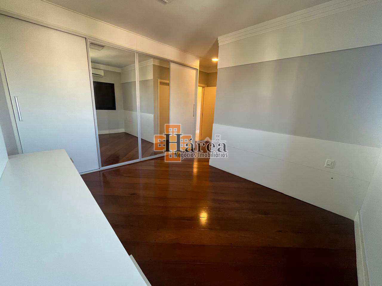 Apartamento à venda com 3 quartos, 316m² - Foto 11