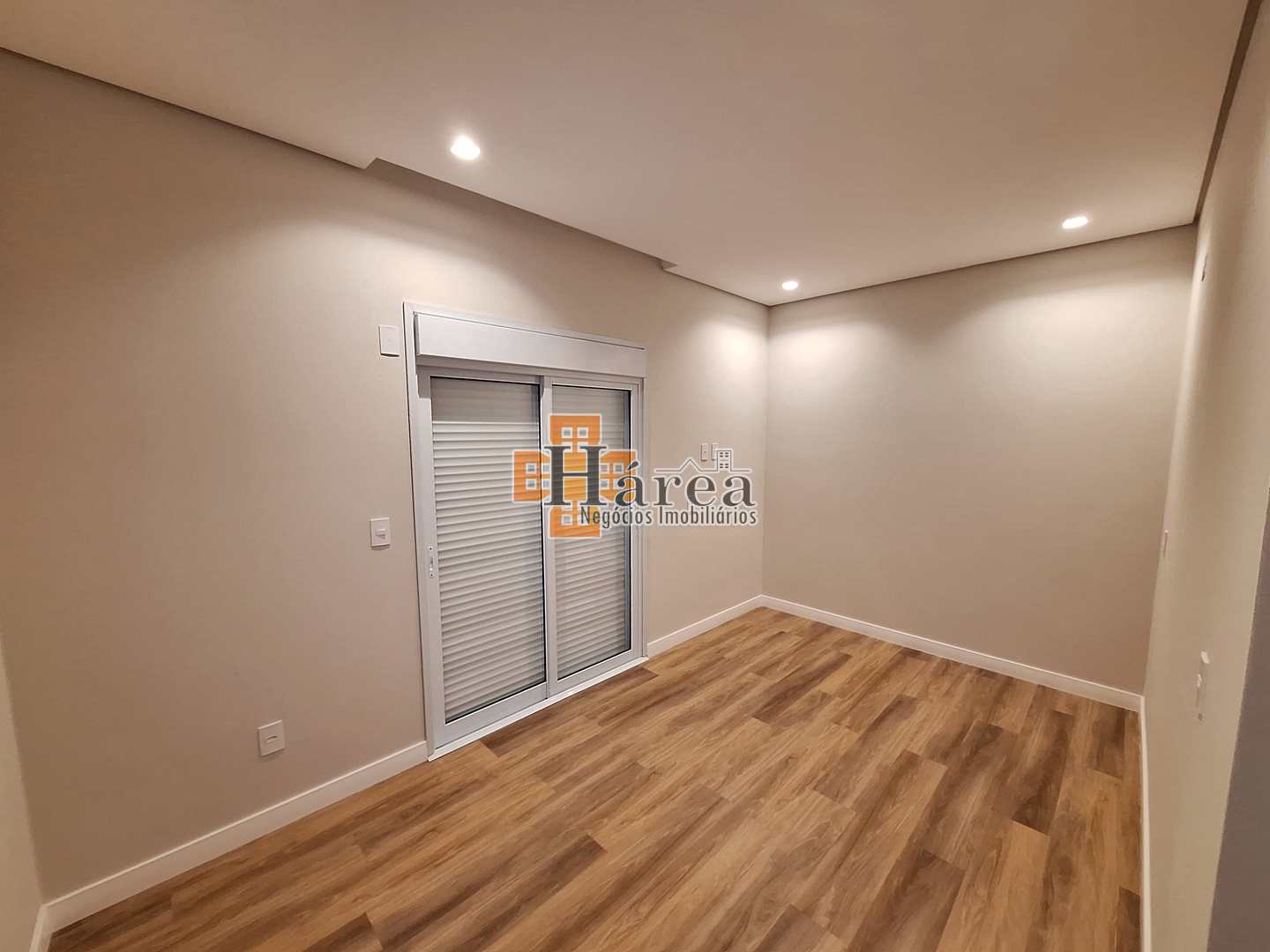 Casa de Condomínio à venda com 3 quartos, 301m² - Foto 12