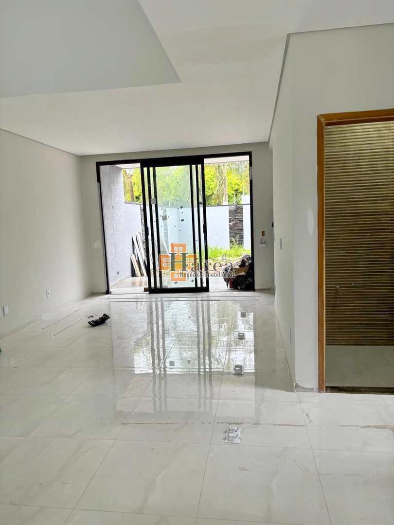 Sobrado à venda com 3 quartos, 212m² - Foto 8