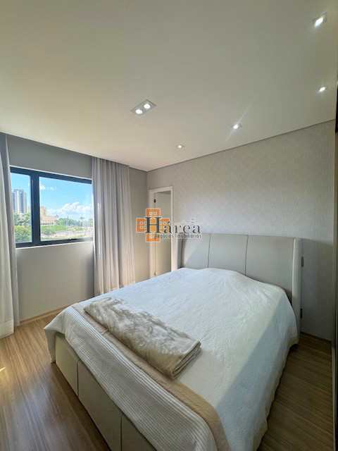 Apartamento à venda com 2 quartos, 72m² - Foto 5