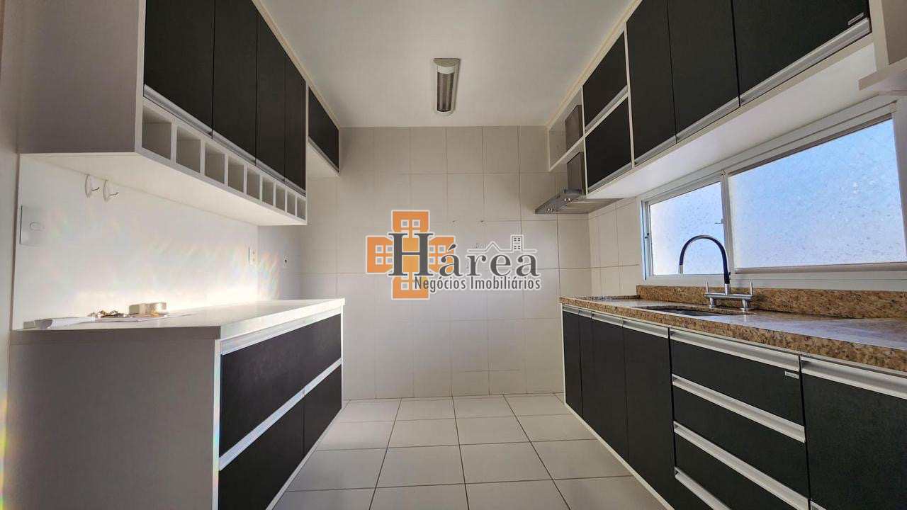 Apartamento à venda e aluguel com 3 quartos, 111m² - Foto 8