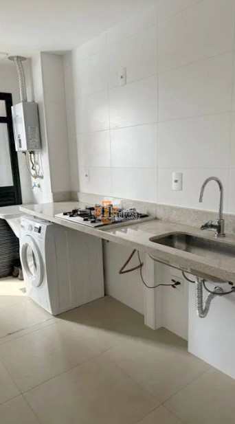 Apartamento à venda com 2 quartos, 63m² - Foto 3