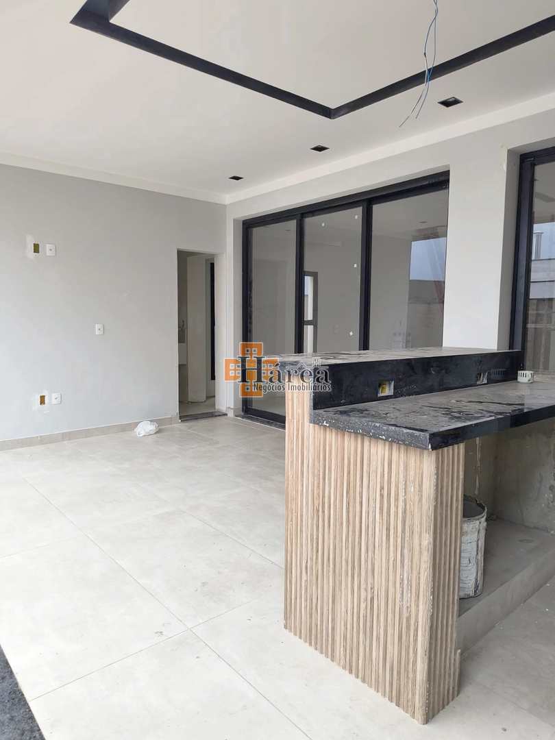 Sobrado à venda com 3 quartos, 206m² - Foto 5
