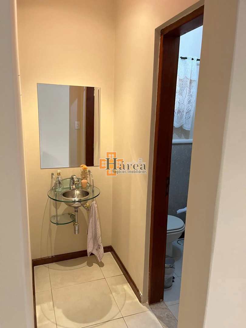 Sobrado à venda com 3 quartos, 200m² - Foto 5