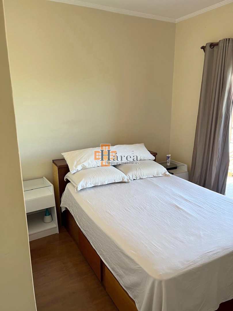 Sobrado à venda com 3 quartos, 200m² - Foto 11