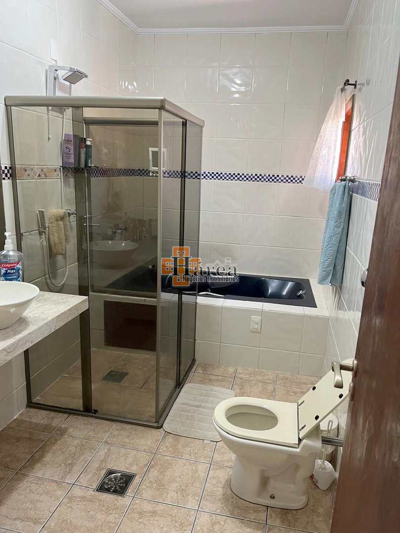 Sobrado à venda com 3 quartos, 200m² - Foto 14
