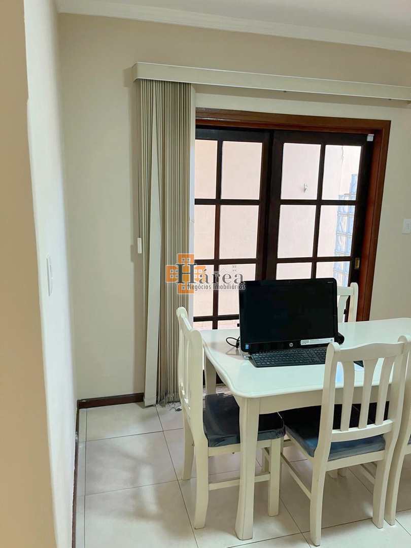 Sobrado à venda com 3 quartos, 200m² - Foto 22