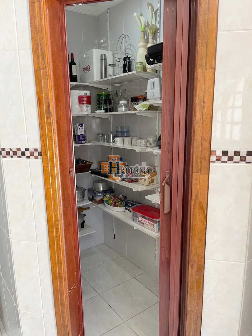 Sobrado à venda com 3 quartos, 200m² - Foto 23