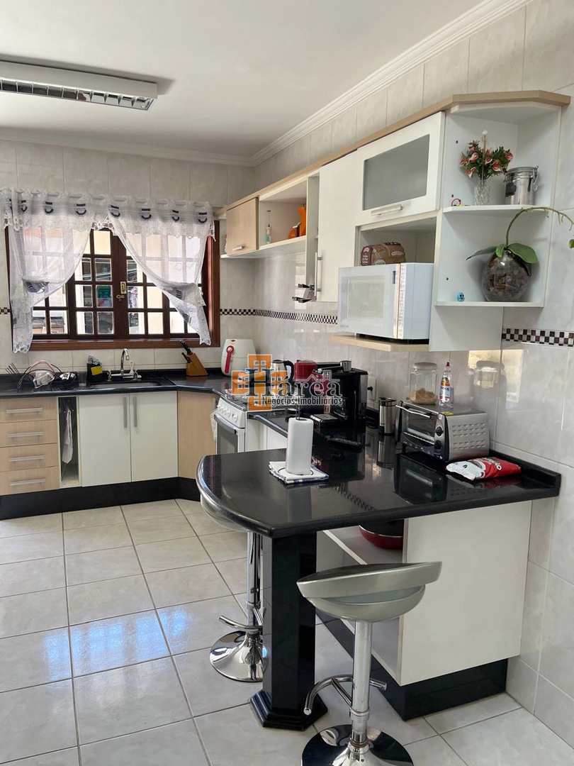 Sobrado à venda com 3 quartos, 200m² - Foto 20