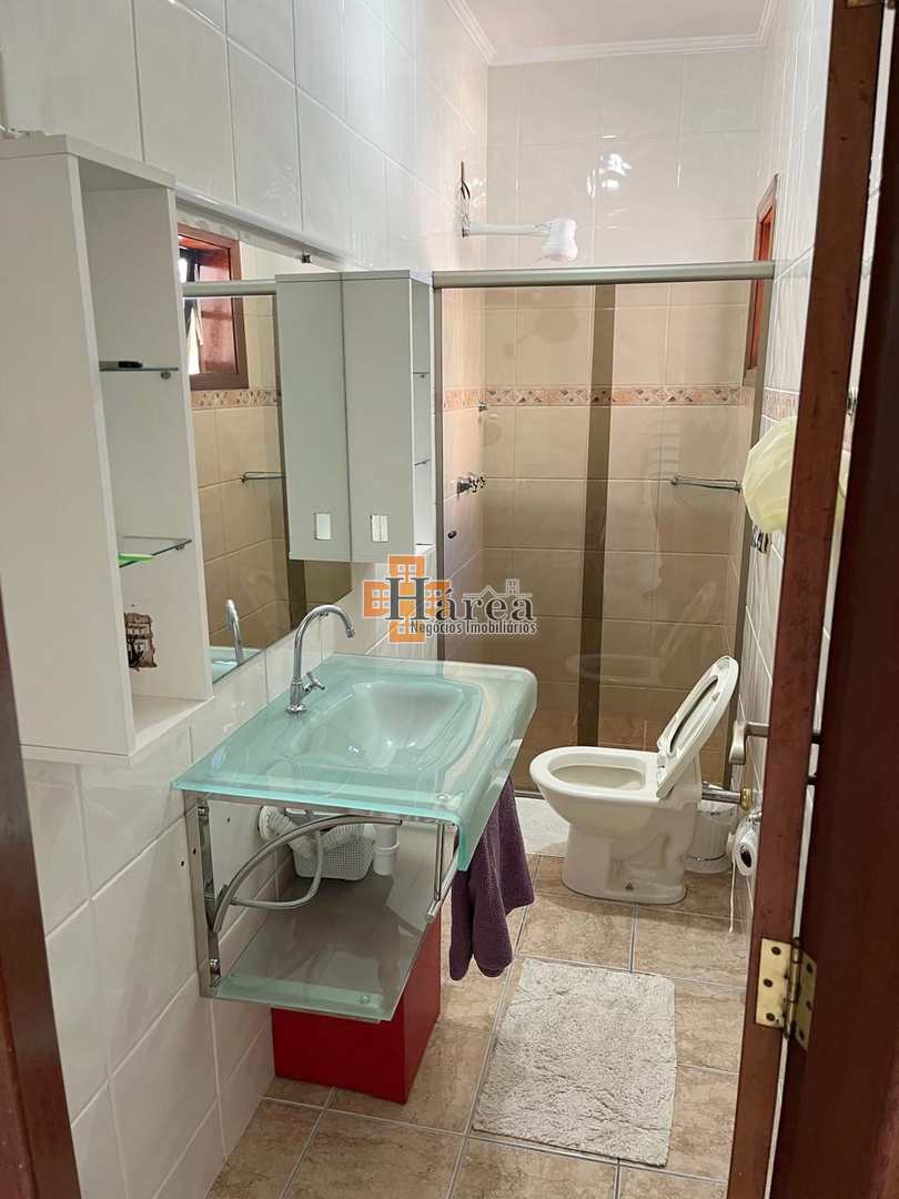 Sobrado à venda com 3 quartos, 200m² - Foto 17