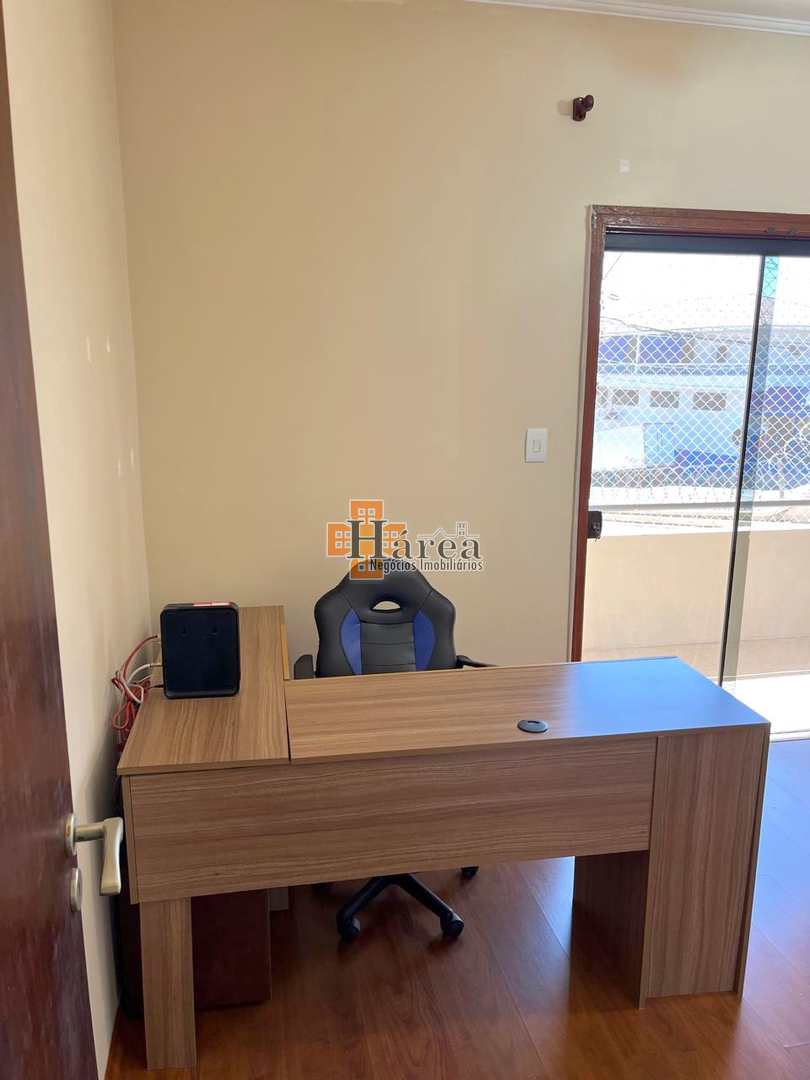 Sobrado à venda com 3 quartos, 200m² - Foto 15