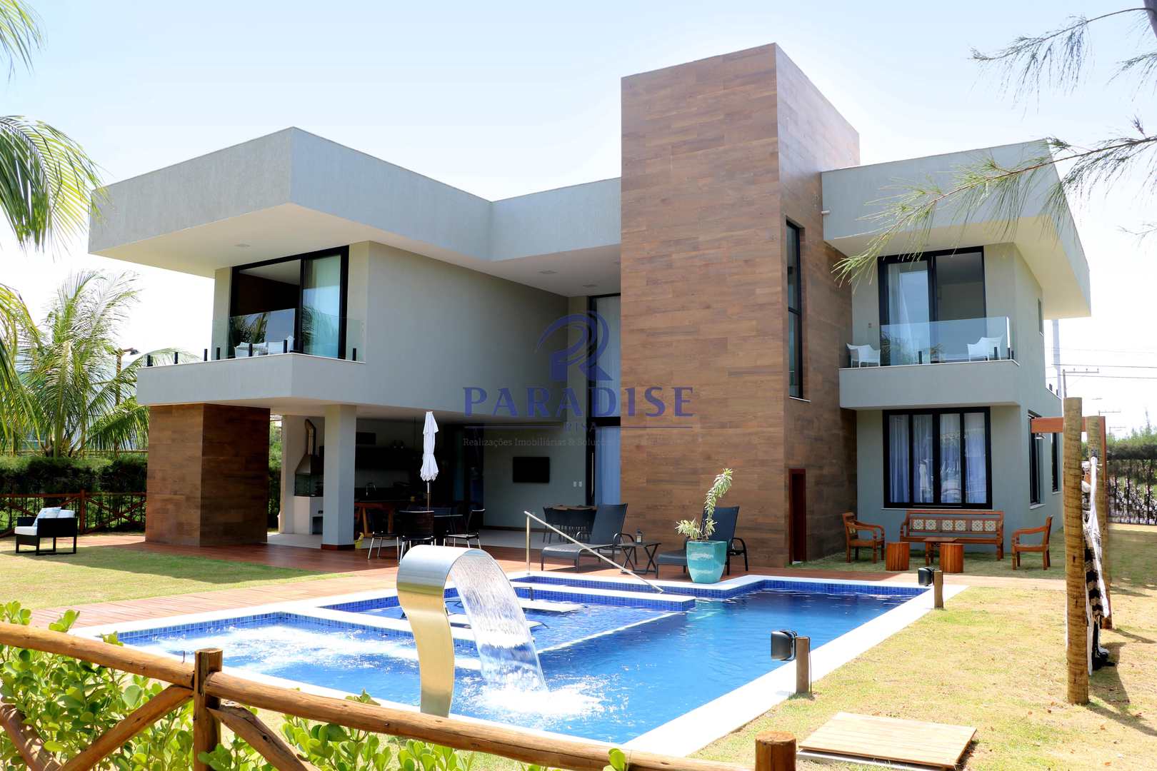 Casa com 8 dorms, Guarajuba, Camaçari - R$ 3.99 mi, Cod: 68482