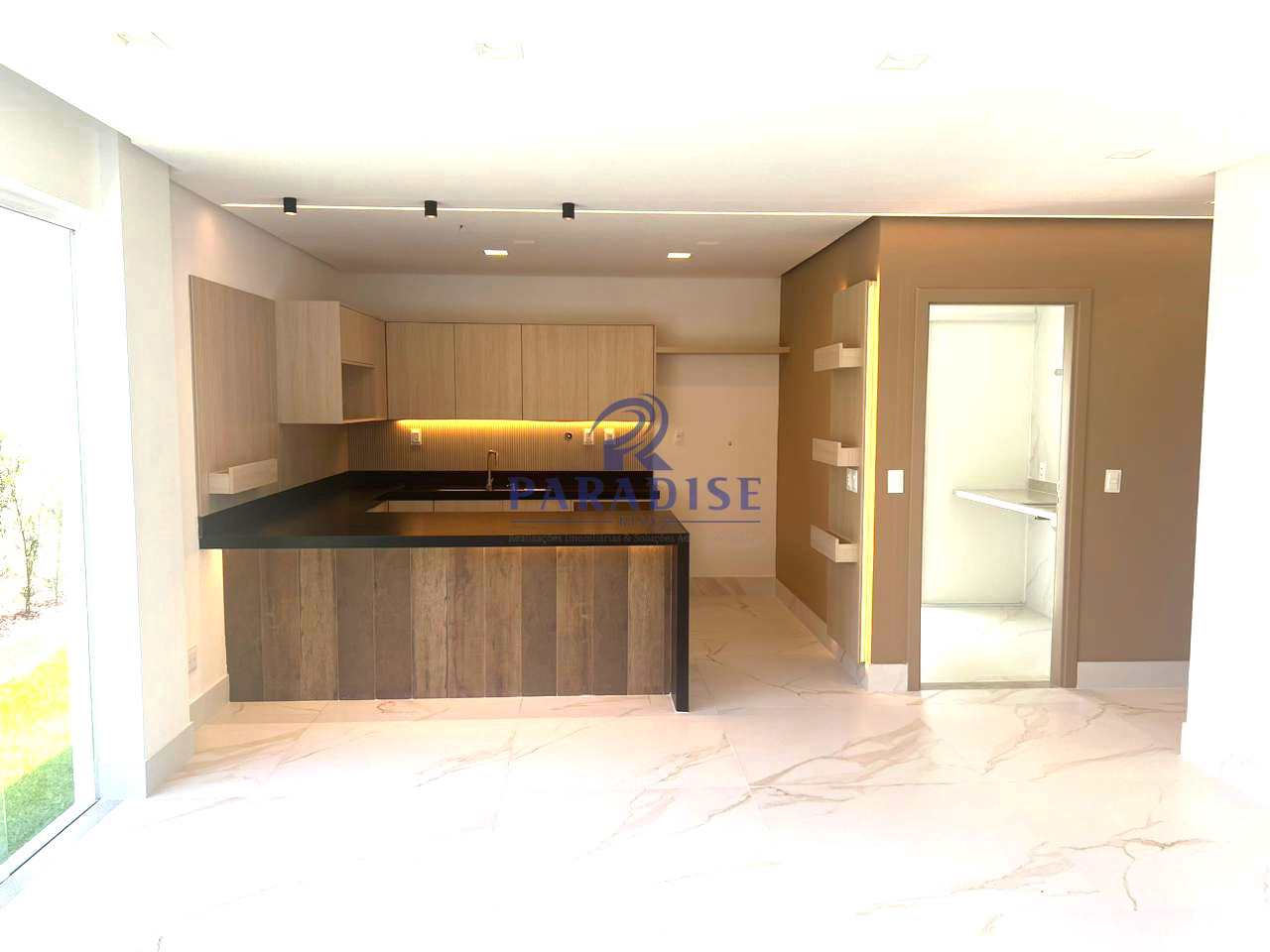 Casa à venda com 6 quartos, 350m² - Foto 22