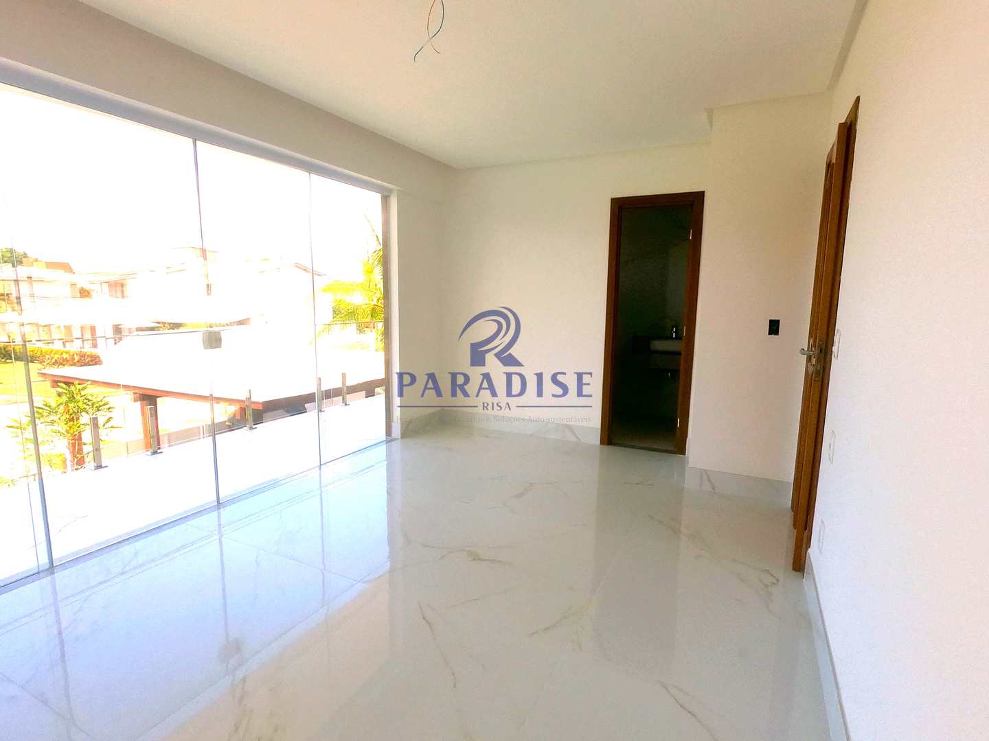 Casa à venda com 6 quartos, 350m² - Foto 47