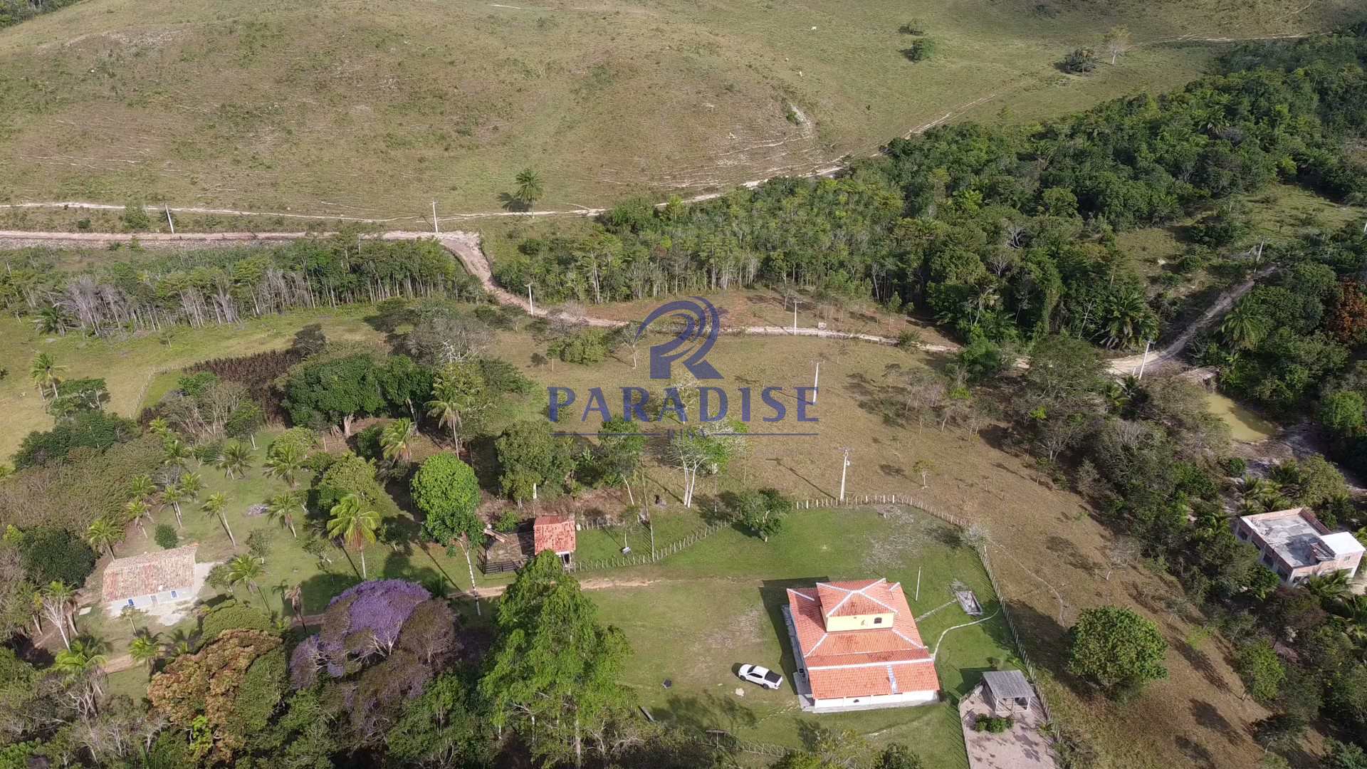 Fazenda à venda com 3 quartos, 136000m² - Foto 2