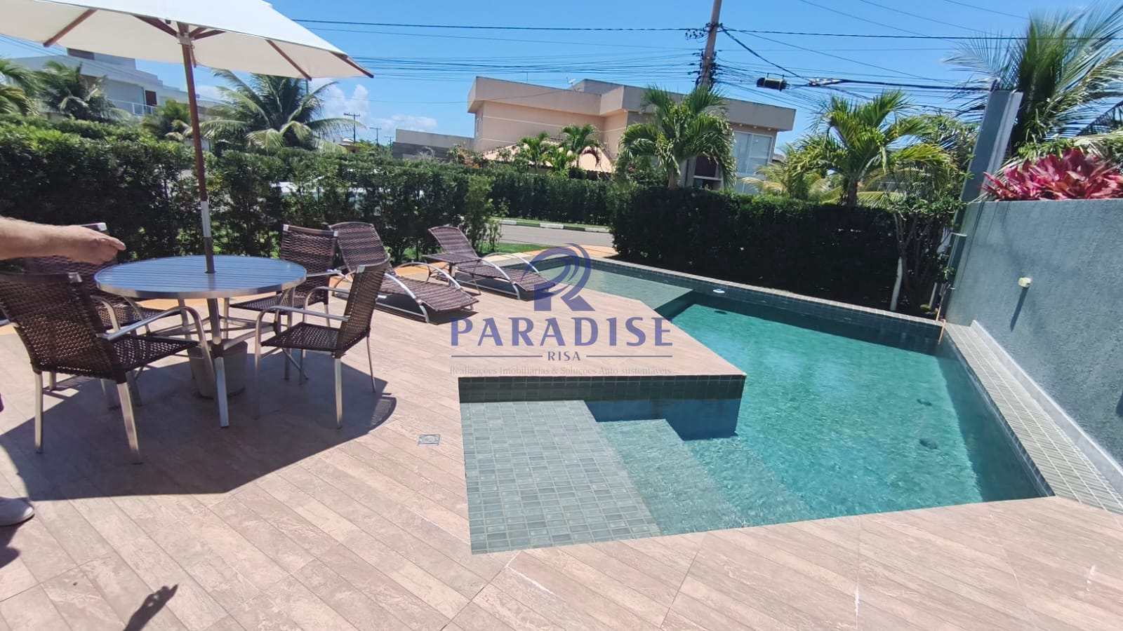 Casa, 5 quartos, 330 m² - Foto 2