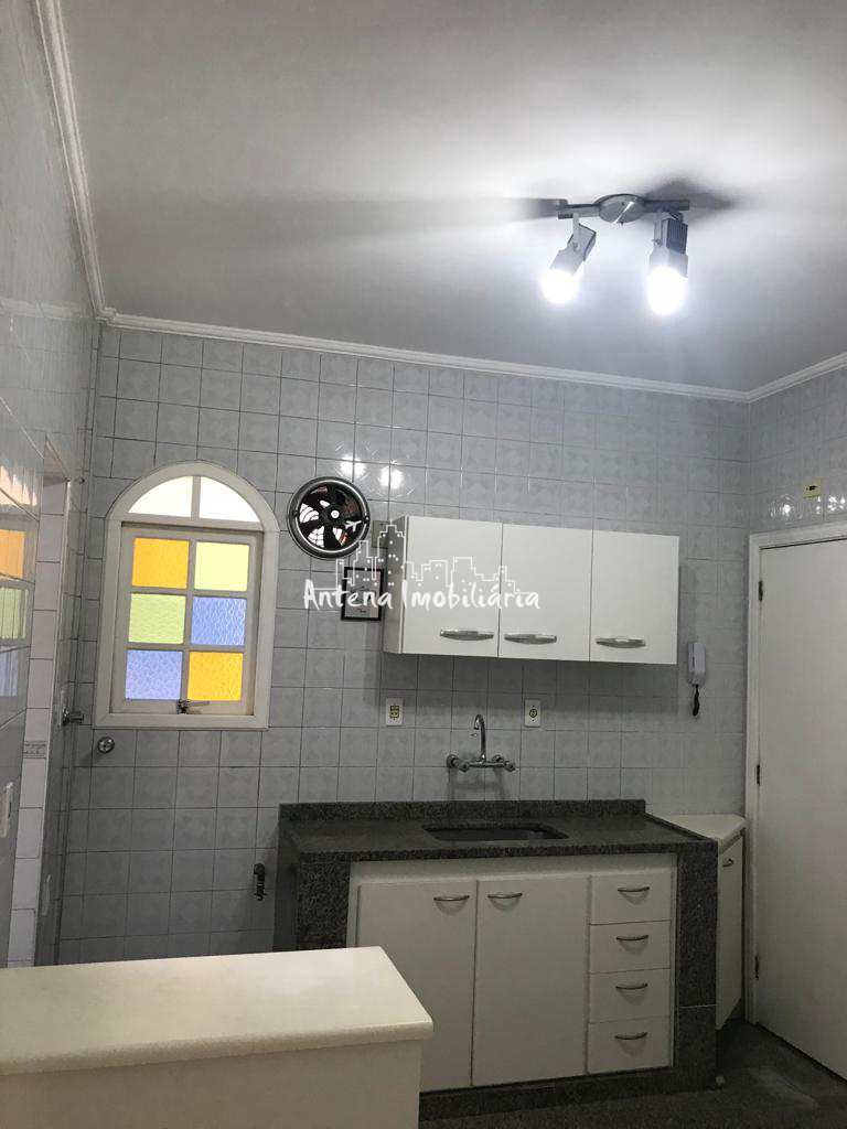 Apartamento para alugar com 2 quartos, 90m² - Foto 12