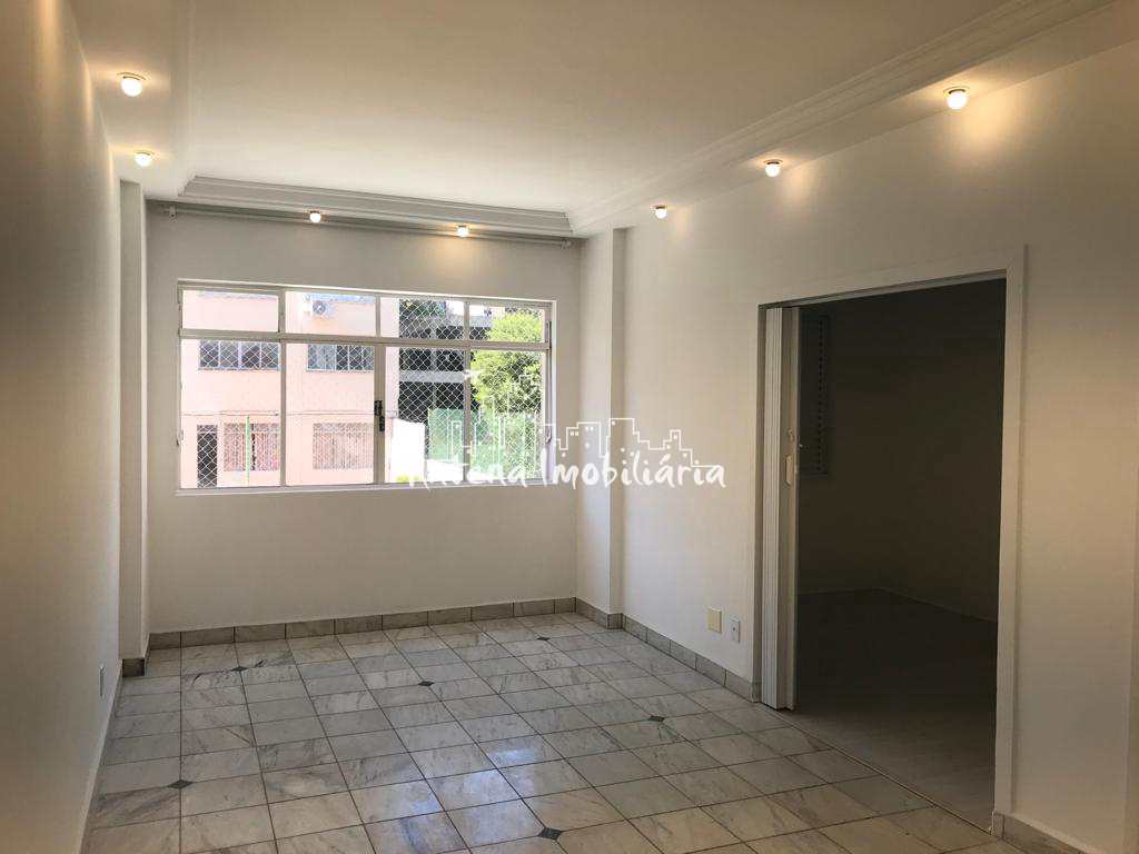 Apartamento para alugar com 2 quartos, 90m² - Foto 1