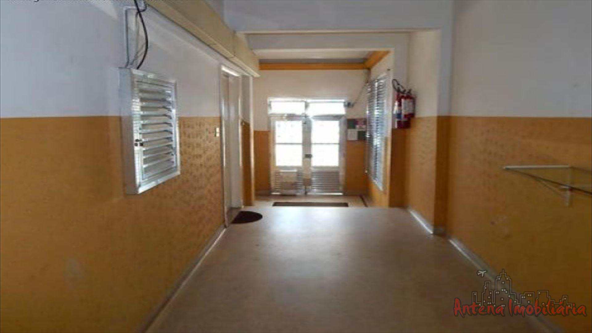 Apartamento à venda com 2 quartos, 80m² - Foto 18