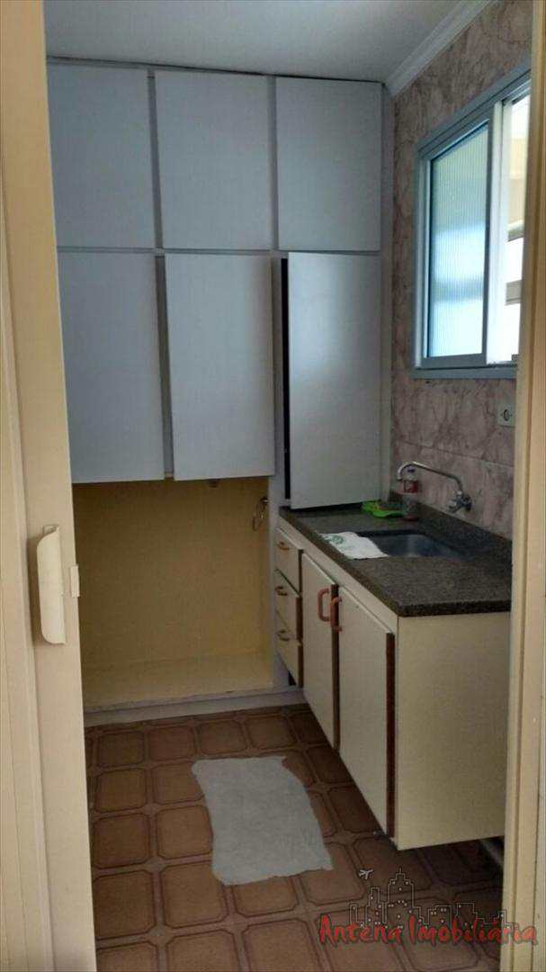 Apartamento à venda com 2 quartos, 80m² - Foto 11