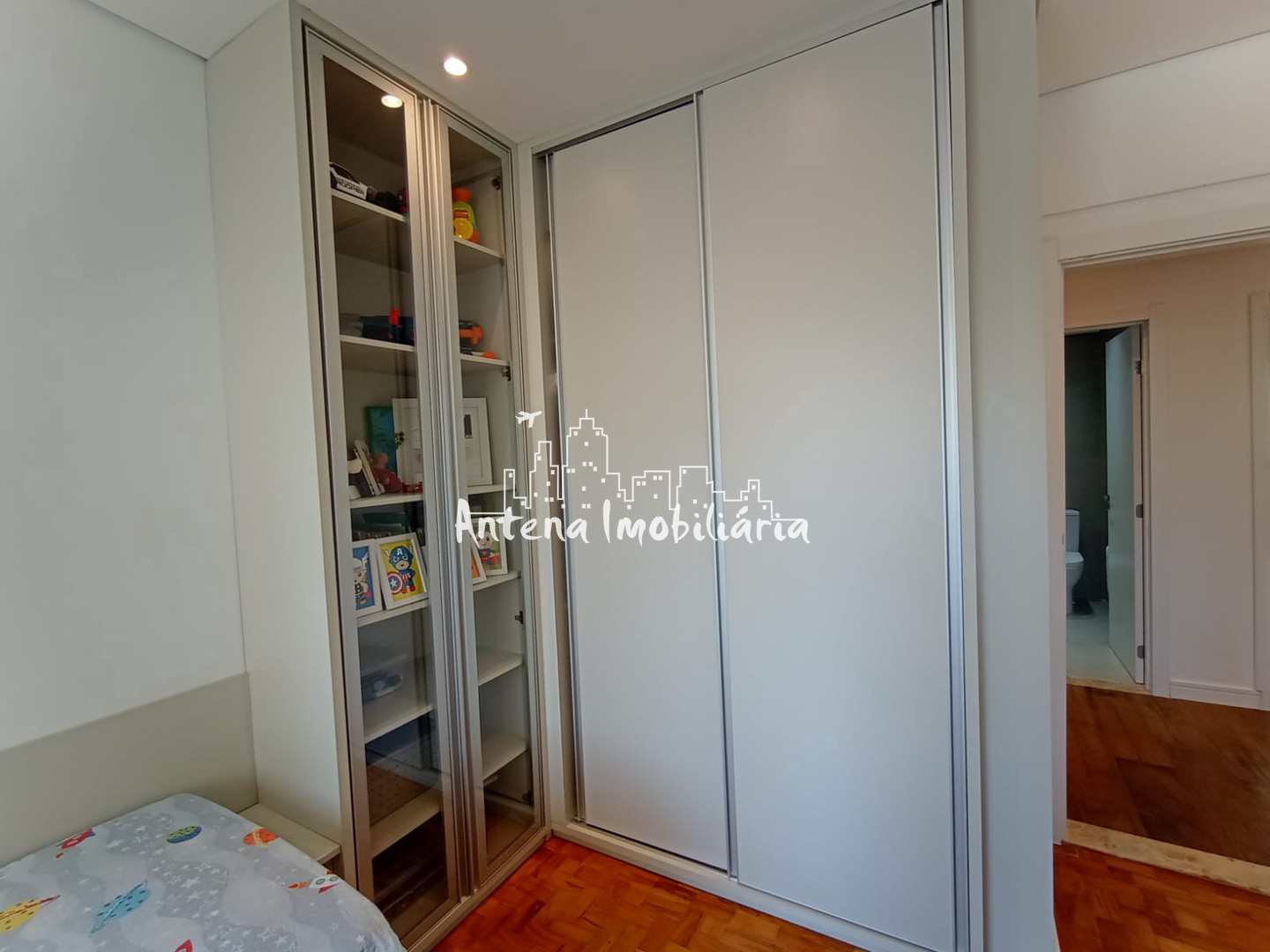 Apartamento à venda com 3 quartos, 128m² - Foto 14