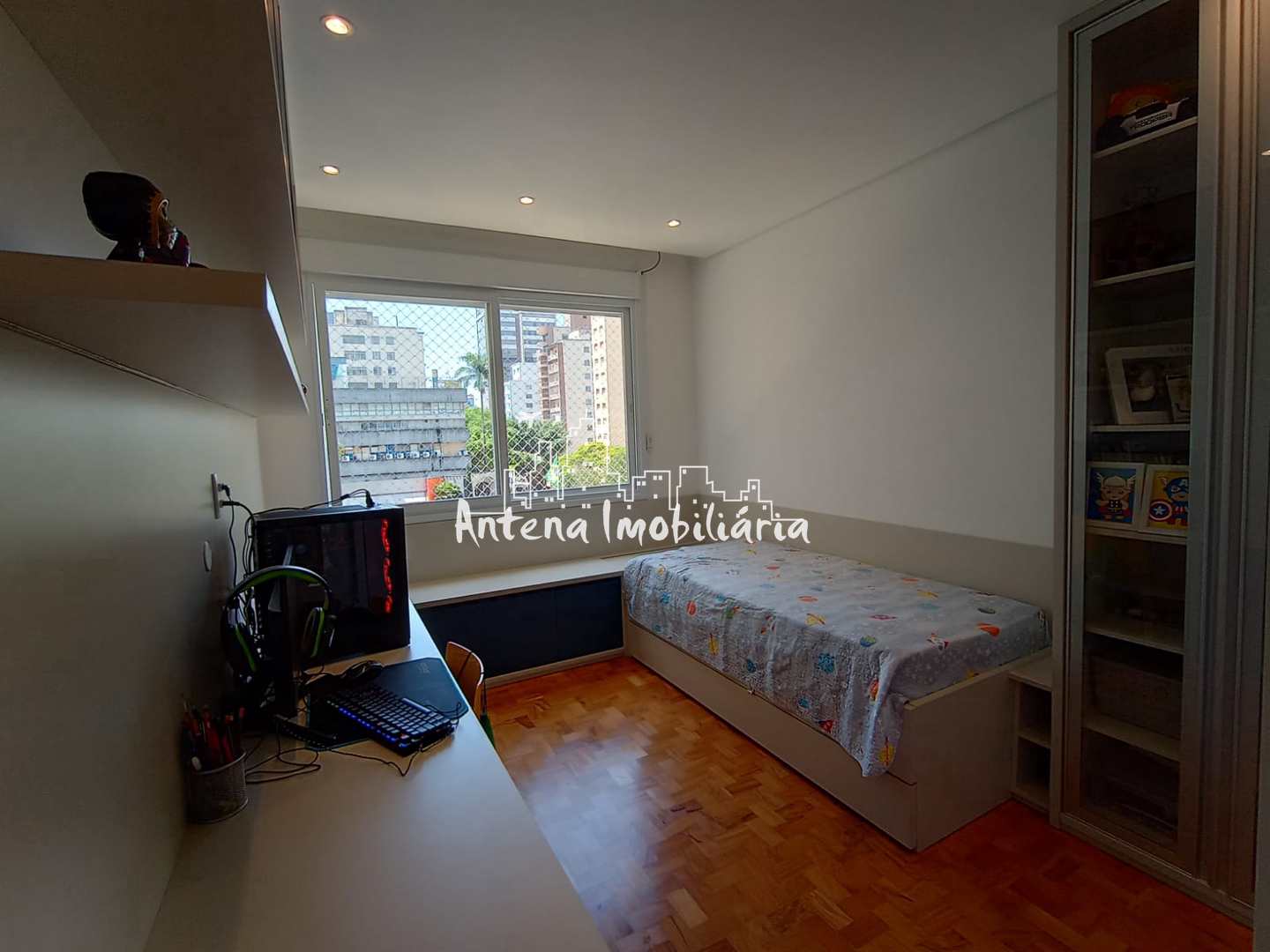 Apartamento à venda com 3 quartos, 128m² - Foto 12