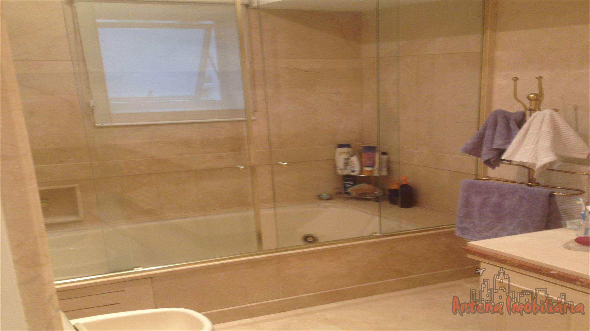 Apartamento à venda com 4 quartos, 200m² - Foto 10