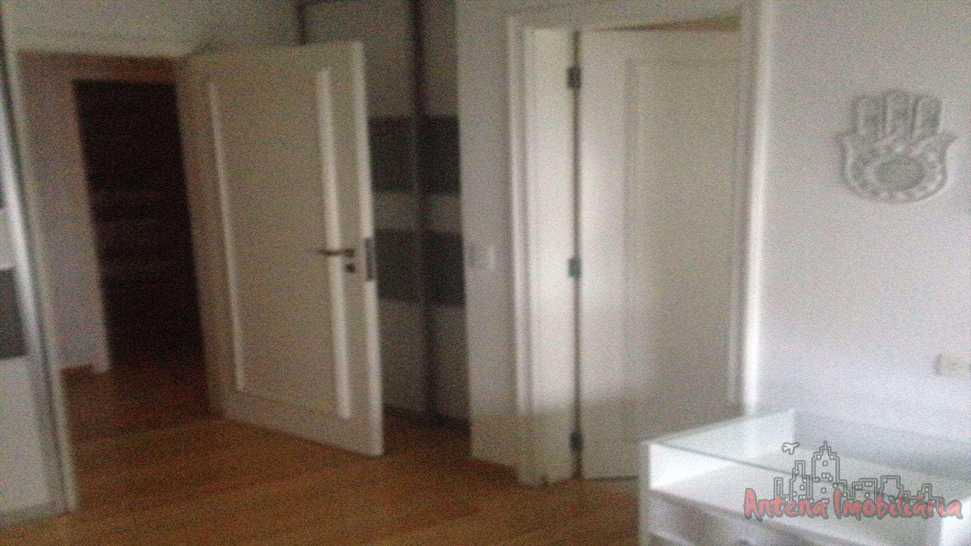 Apartamento à venda com 4 quartos, 200m² - Foto 6