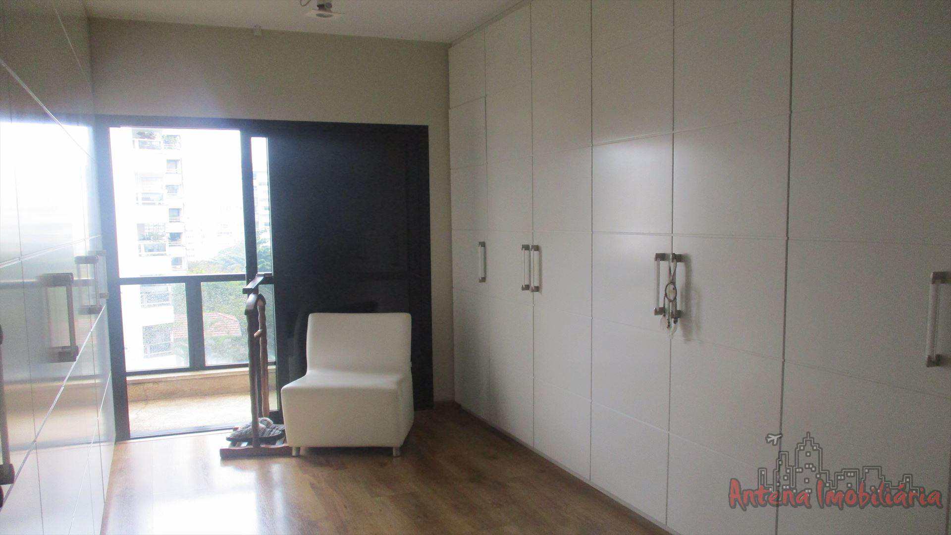 Apartamento à venda com 3 quartos, 222m² - Foto 15