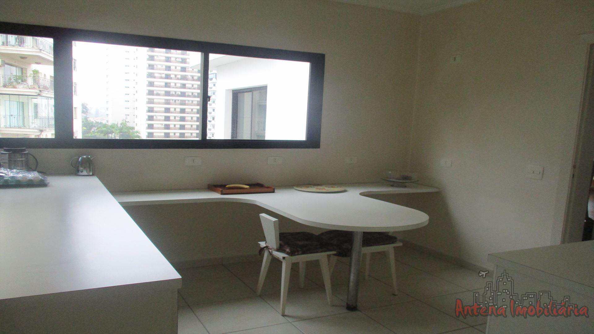 Apartamento à venda com 3 quartos, 222m² - Foto 25