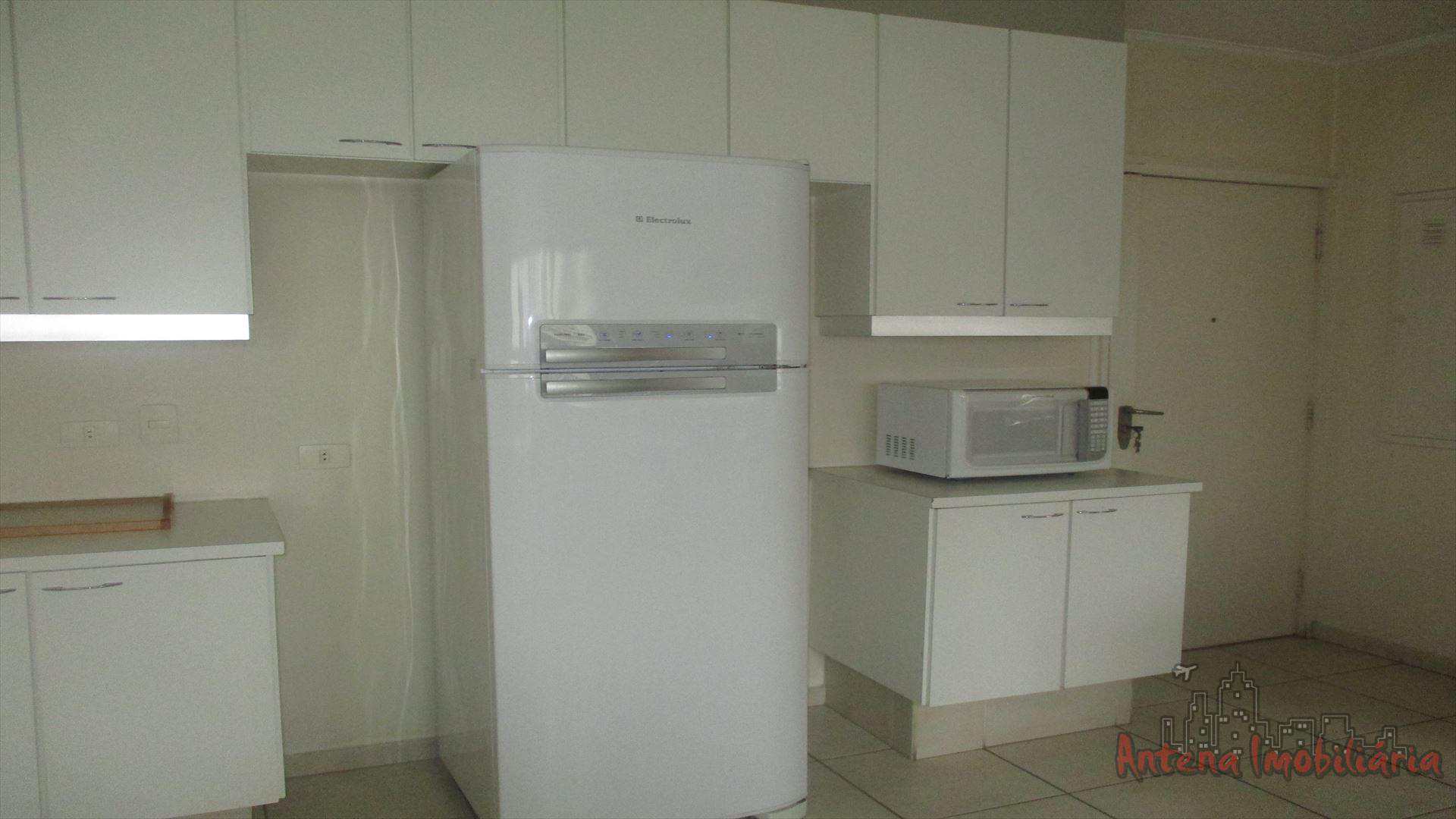 Apartamento à venda com 3 quartos, 222m² - Foto 29