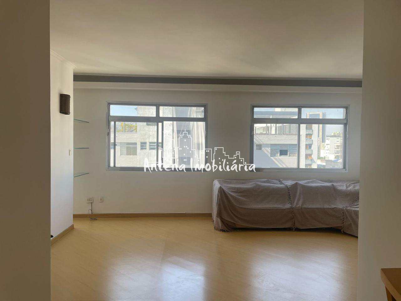 Apartamento à venda com 3 quartos, 230m² - Foto 3