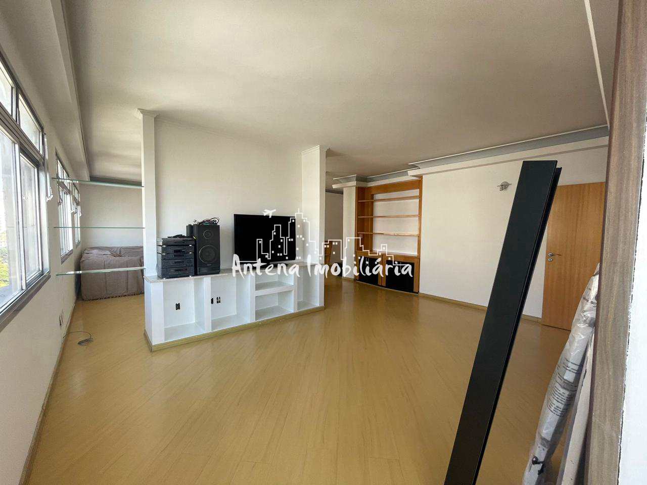 Apartamento à venda com 3 quartos, 230m² - Foto 7