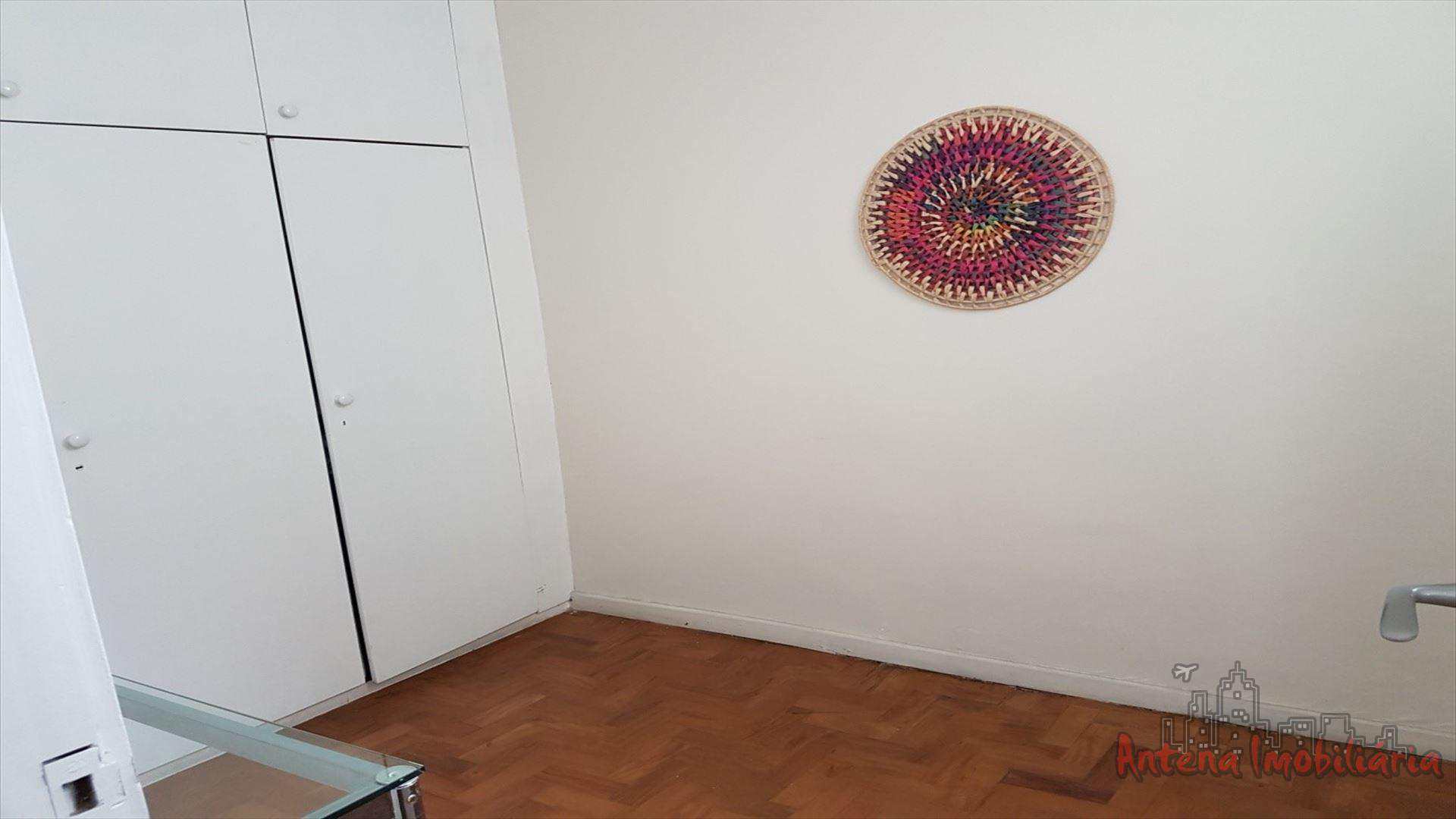 Apartamento à venda com 4 quartos, 180m² - Foto 13