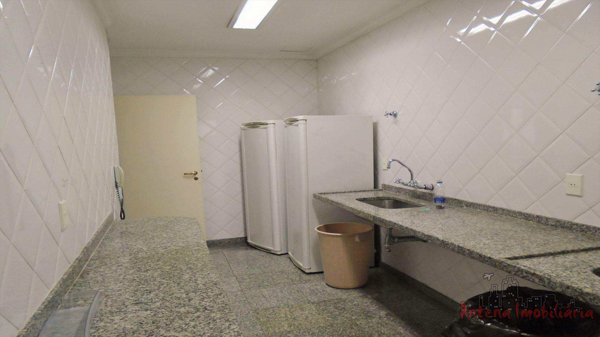 Apartamento à venda com 3 quartos, 176m² - Foto 29