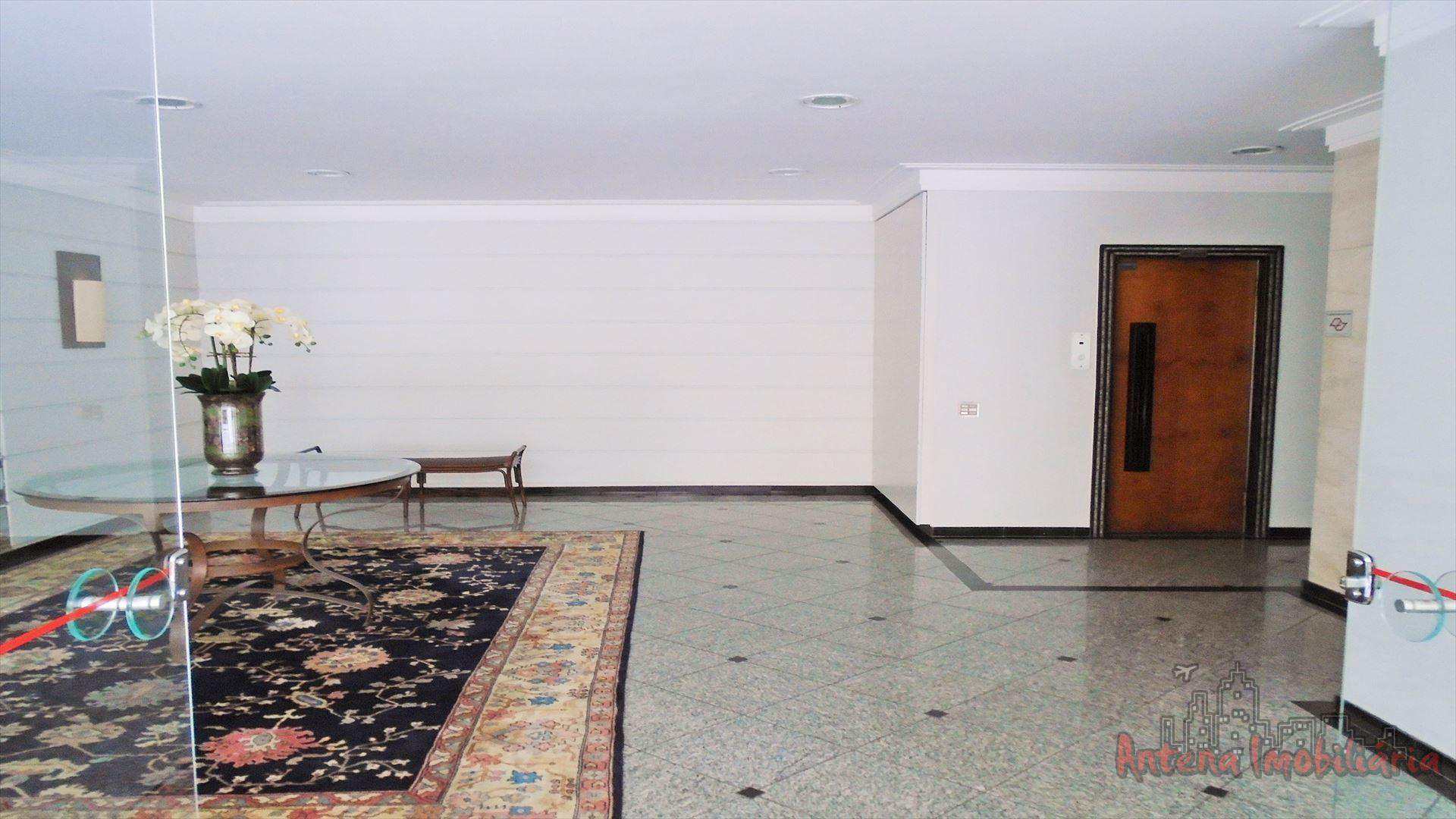 Apartamento à venda com 3 quartos, 176m² - Foto 33