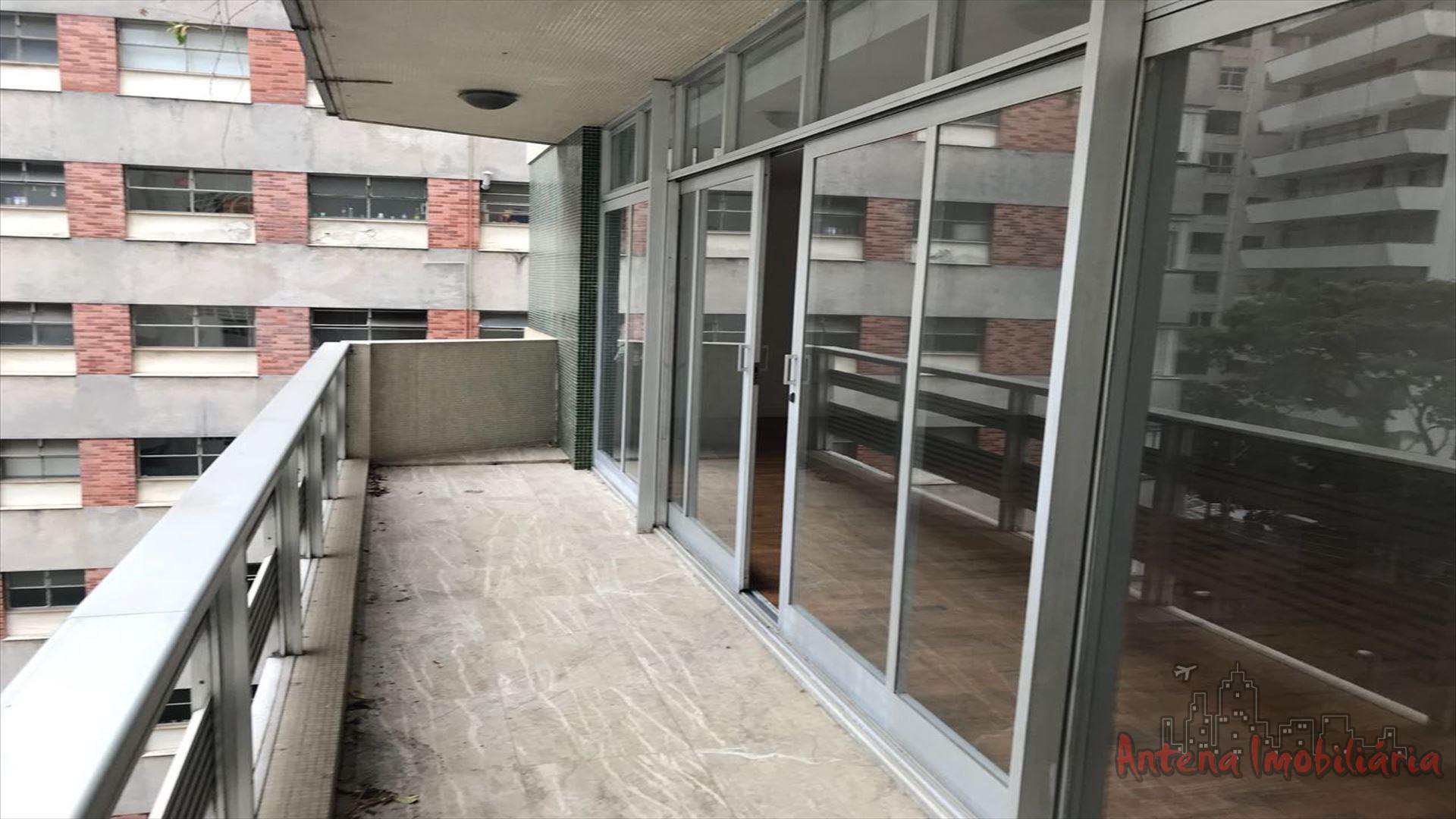 Apartamento à venda com 4 quartos, 270m² - Foto 7