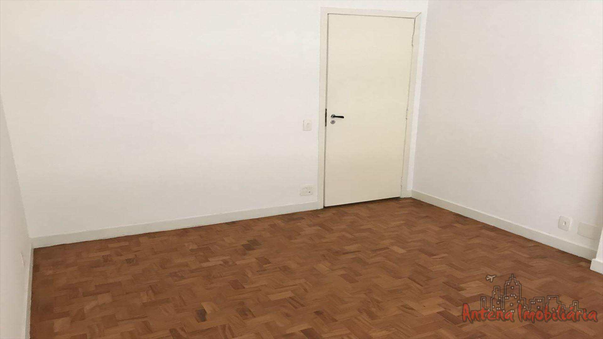 Apartamento à venda com 4 quartos, 270m² - Foto 13