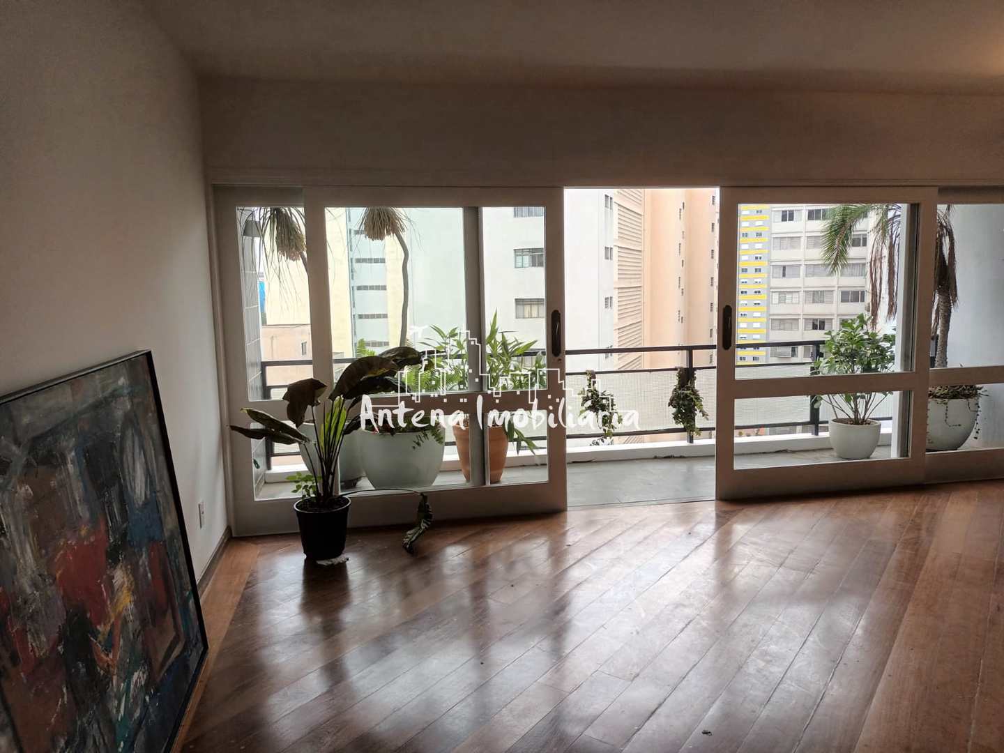 Apartamento à venda com 3 quartos, 180m² - Foto 3