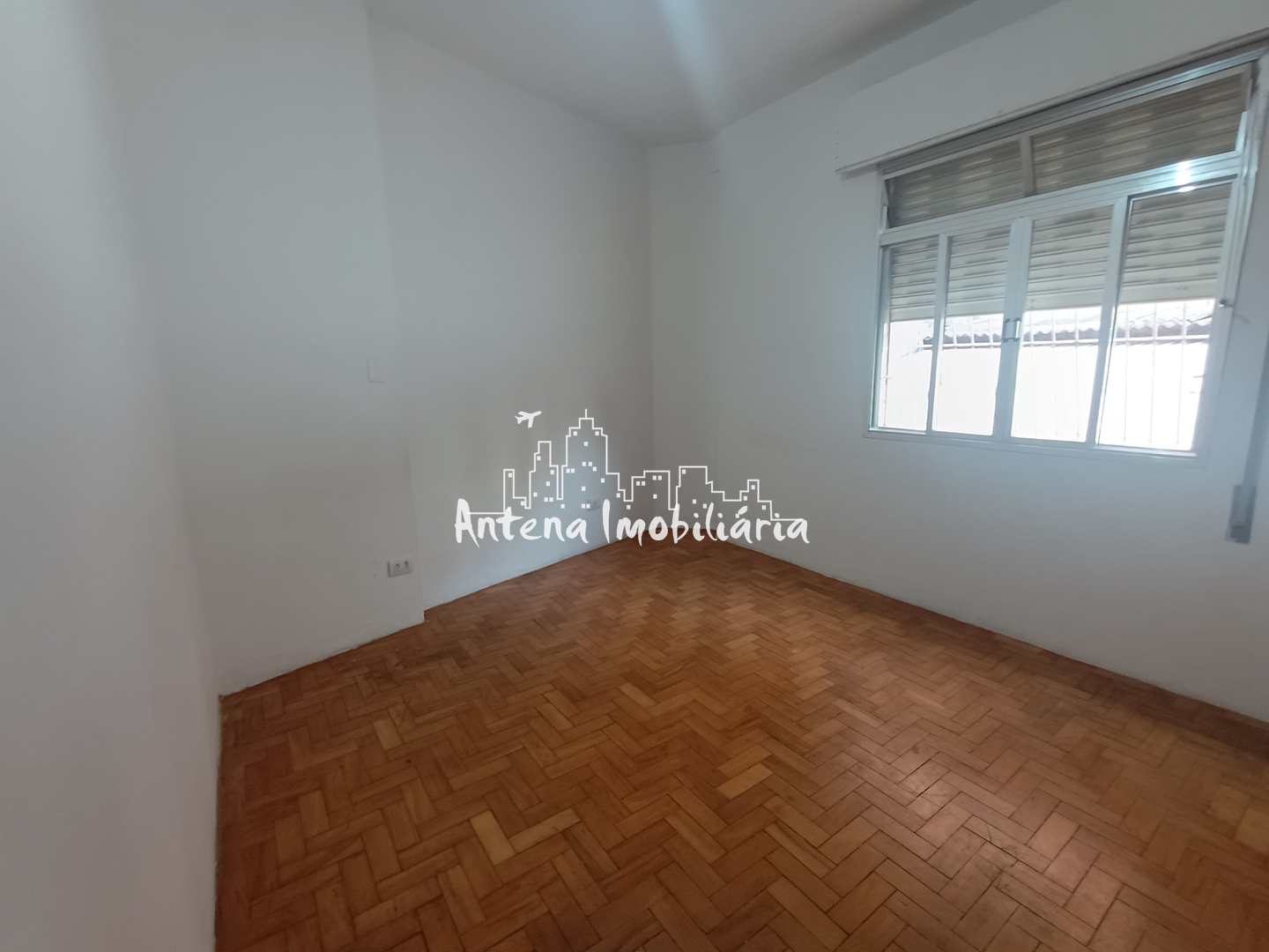 Apartamento à venda com 1 quarto, 50m² - Foto 4