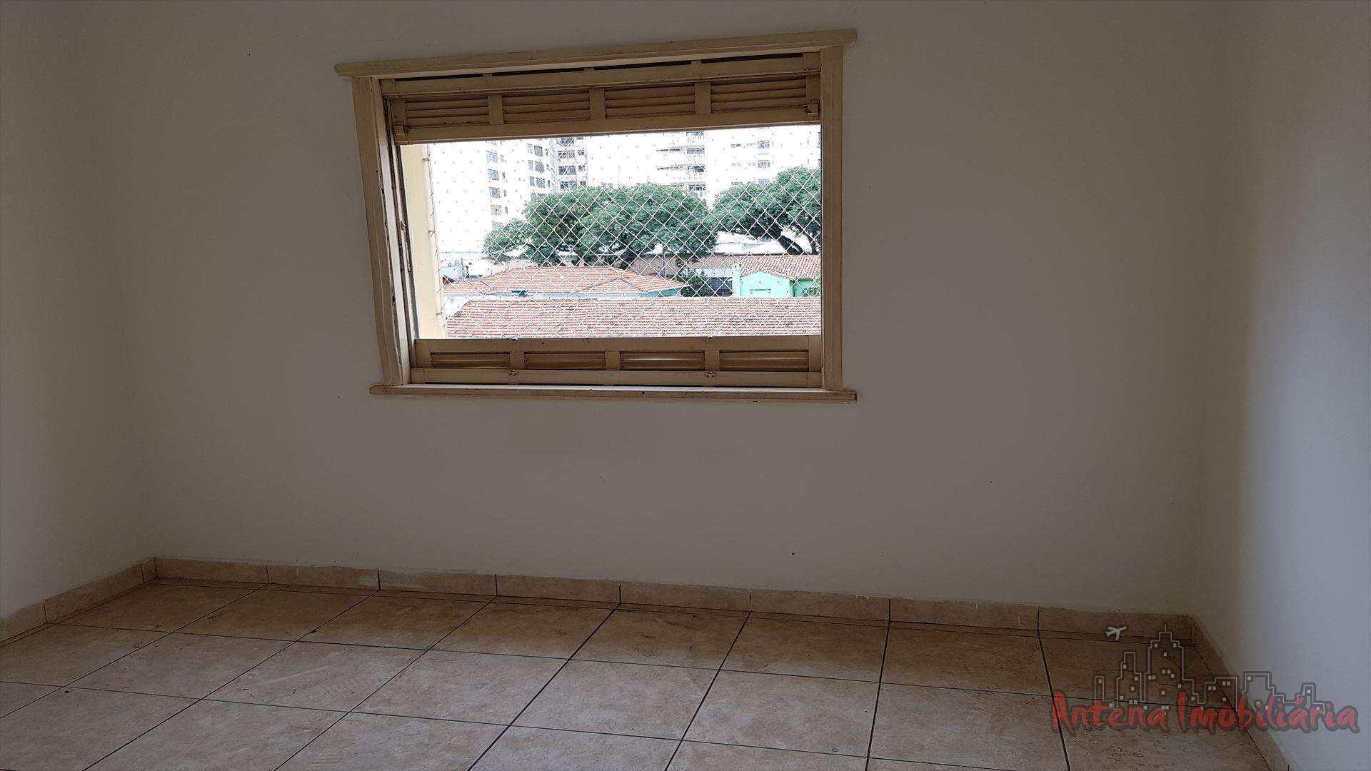 Apartamento à venda com 1 quarto, 45m² - Foto 3