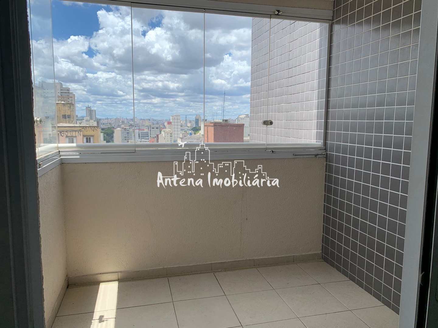 Apartamento à venda com 1 quarto, 37m² - Foto 4