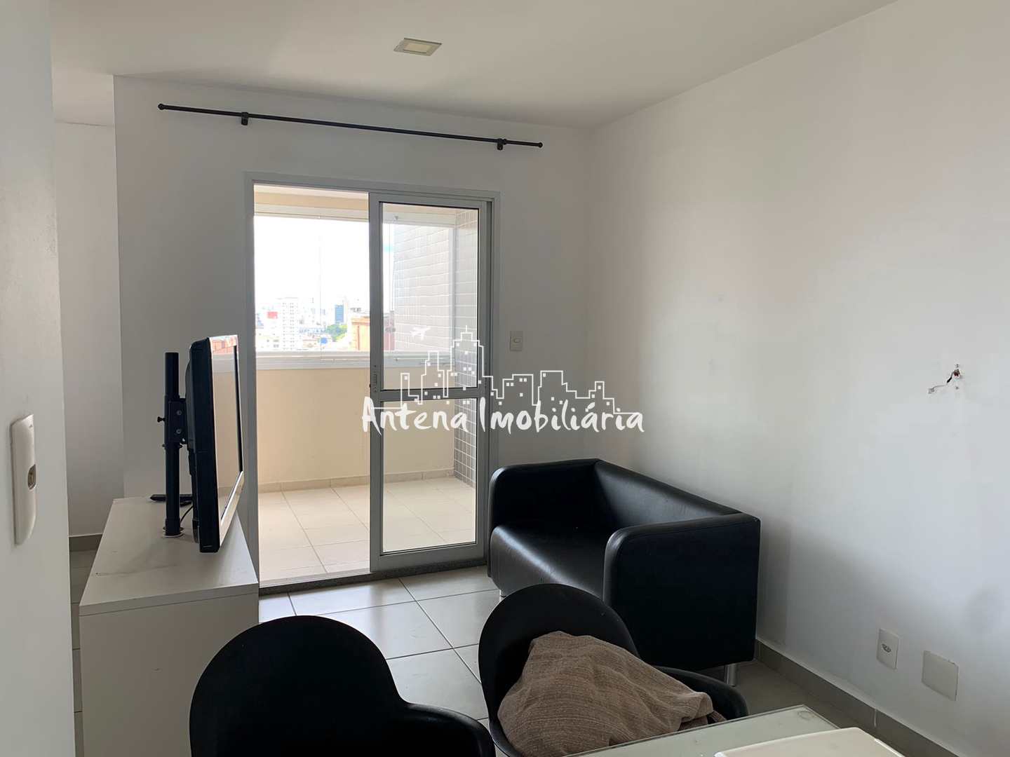 Apartamento à venda com 1 quarto, 37m² - Foto 3