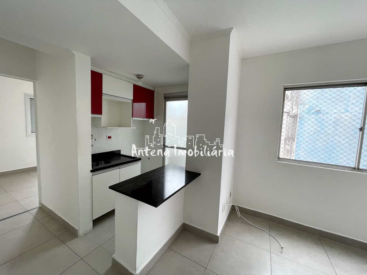 Apartamento à venda com 2 quartos, 45m² - Foto 2