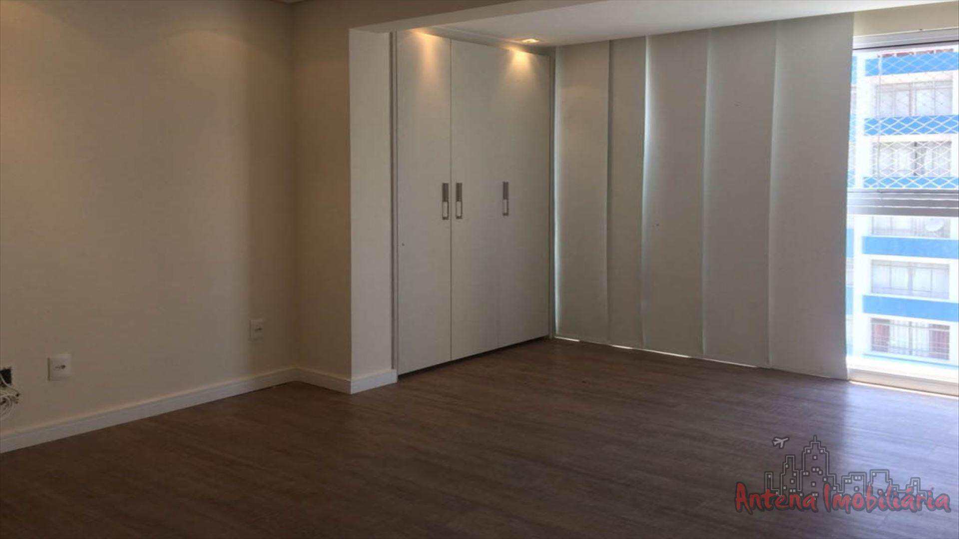 Apartamento à venda com 3 quartos, 168m² - Foto 7