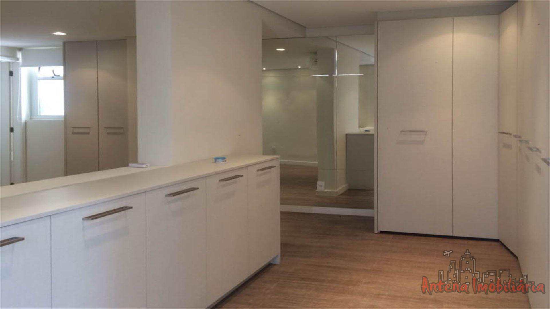 Apartamento à venda com 3 quartos, 168m² - Foto 10