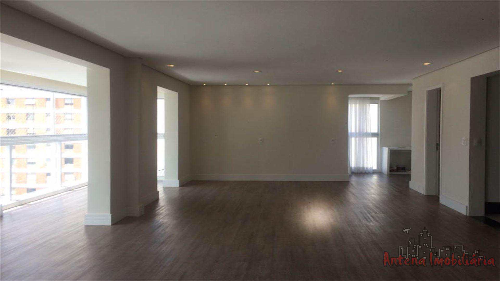 Apartamento à venda com 3 quartos, 168m² - Foto 2